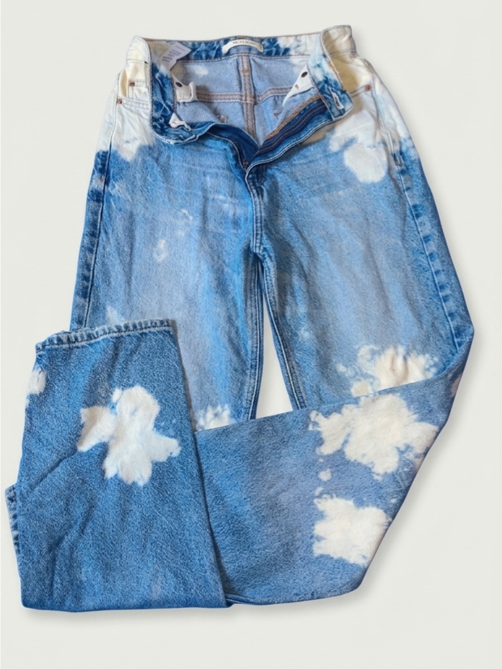 Blue Cloud-Effect High-Rise Women’s Jeans
